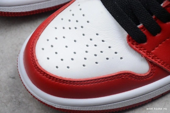 555088-101 "Chicago" Retro High 1 555088-101 Kids  Jordan Kid Air OG 0516